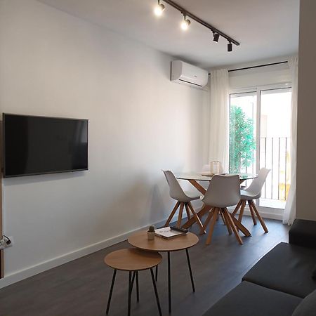 Apartamento Vacacional Cuarteles Málaga Exterior foto