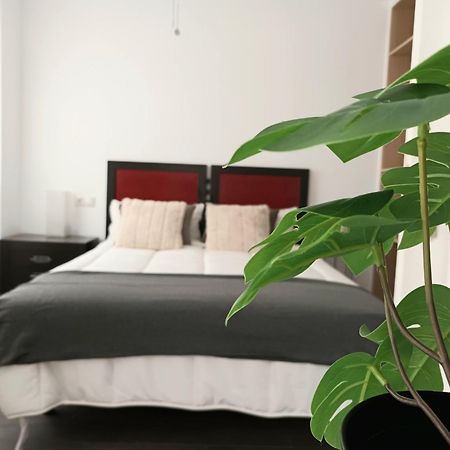 Apartamento Vacacional Cuarteles Málaga Exterior foto